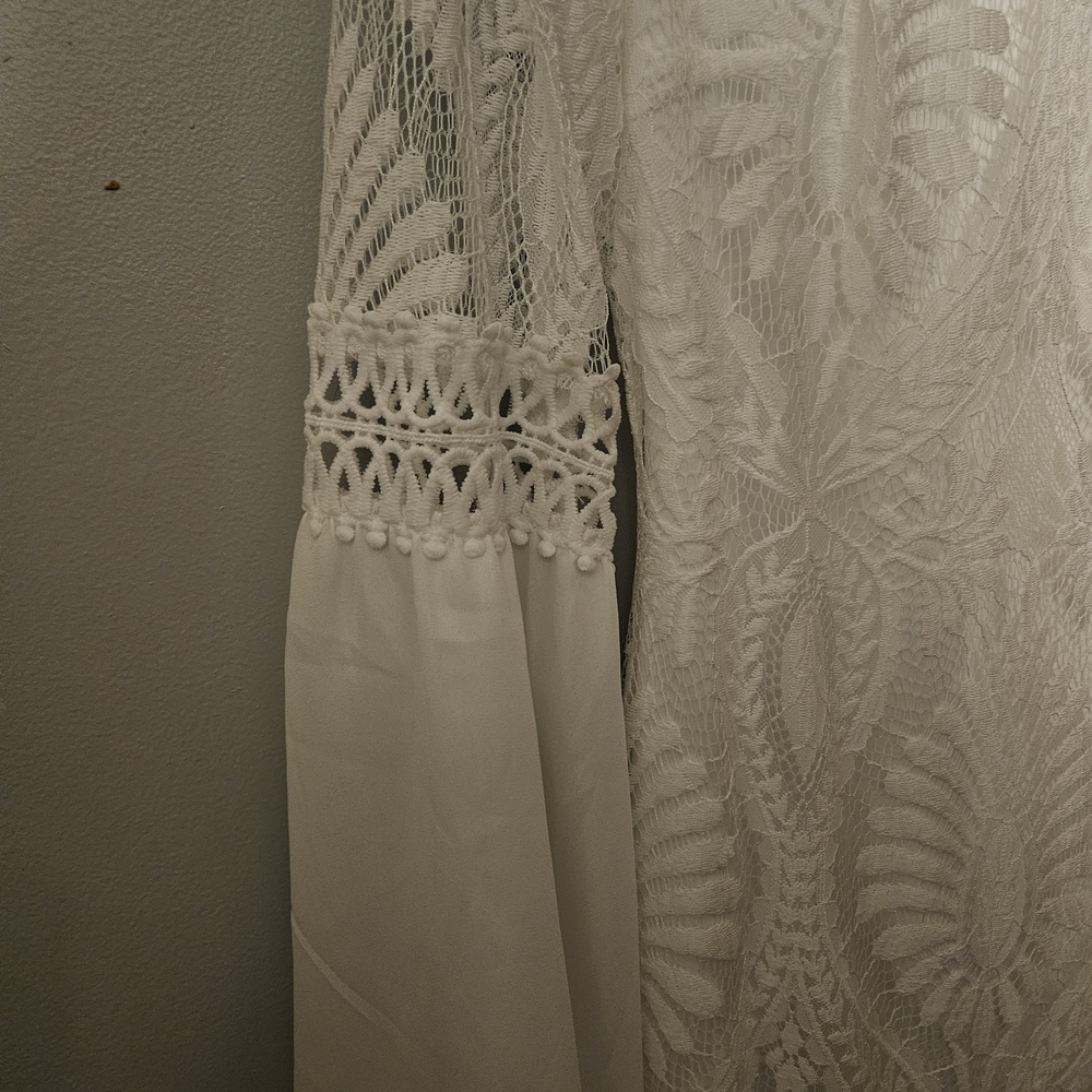 Chic White Lace Long Sleeve Dress - Picture 6 of 14